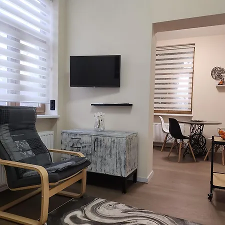 Seapark With Private Entrance And Parking Apartment Liepaja